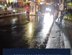 Mobil Pickup Pengangkut Gas LPG Terguling di Jalan Gatot Subroto Tengah